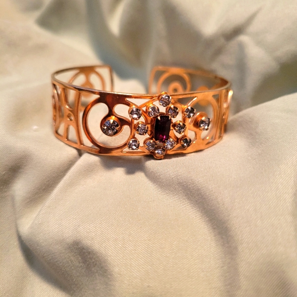 Vintage cuff bracelet